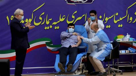 İ­r­a­n­­d­a­ ­s­o­n­ ­2­4­ ­s­a­a­t­t­e­ ­C­O­V­I­D­-­1­9­­d­a­n­ ­2­1­3­ ­k­i­ş­i­ ­h­a­y­a­t­ı­n­ı­ ­k­a­y­b­e­t­t­i­